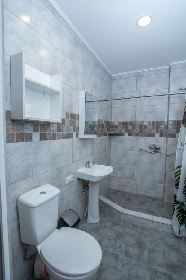 Telav Holl Otel Telavi Dış mekan fotoğraf