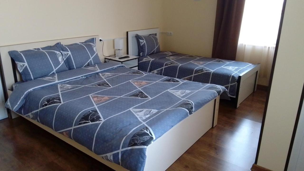 Telav Holl Otel Telavi Dış mekan fotoğraf